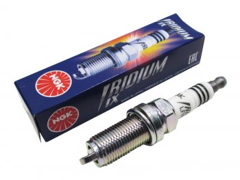 Свеча зажигания NISSANRENUALTMMCSUBARUFORDOPELCADILLAC 05- NGK LFR6AIX-11