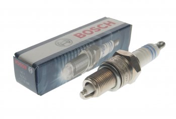 349 р. Свеча зажигания BMW 3 (E30) BOSCH BOSCH 0242229779  с доставкой в г. Керчь. Увеличить фотографию 1