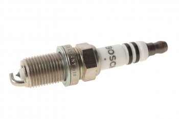 699 р. Свеча зажигания FR8DPP33+ 1.0(замена для 704,713) BOSCH BOSCH 0242230500  с доставкой в г. Керчь. Увеличить фотографию 1