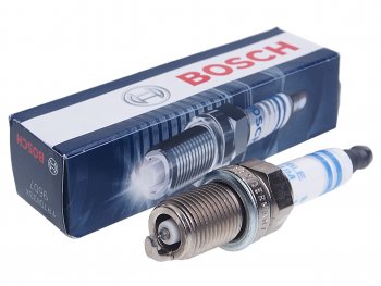 1 089 р. Свеча зажигания BOSCH BOSCH 0242236596  с доставкой в г. Керчь. Увеличить фотографию 1