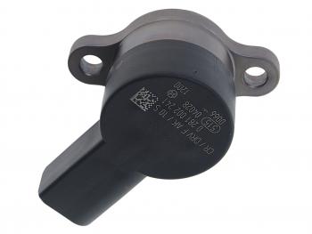 17 649 р. Датчик давления топлива MERCEDES C (W203,W210) BOSCH BOSCH 0281002241  с доставкой в г. Керчь. Увеличить фотографию 2