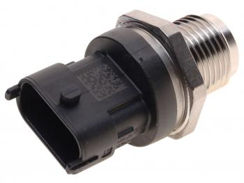 9 399 р. Датчик давления топлива AGCO SISU на рампе BOSCH BOSCH 0281006177  с доставкой в г. Керчь. Увеличить фотографию 2
