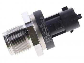 16 899 р. Датчик давления топлива ЯМЗ-53443 в рампу BOSCH BOSCH 0281006914  с доставкой в г. Керчь. Увеличить фотографию 1