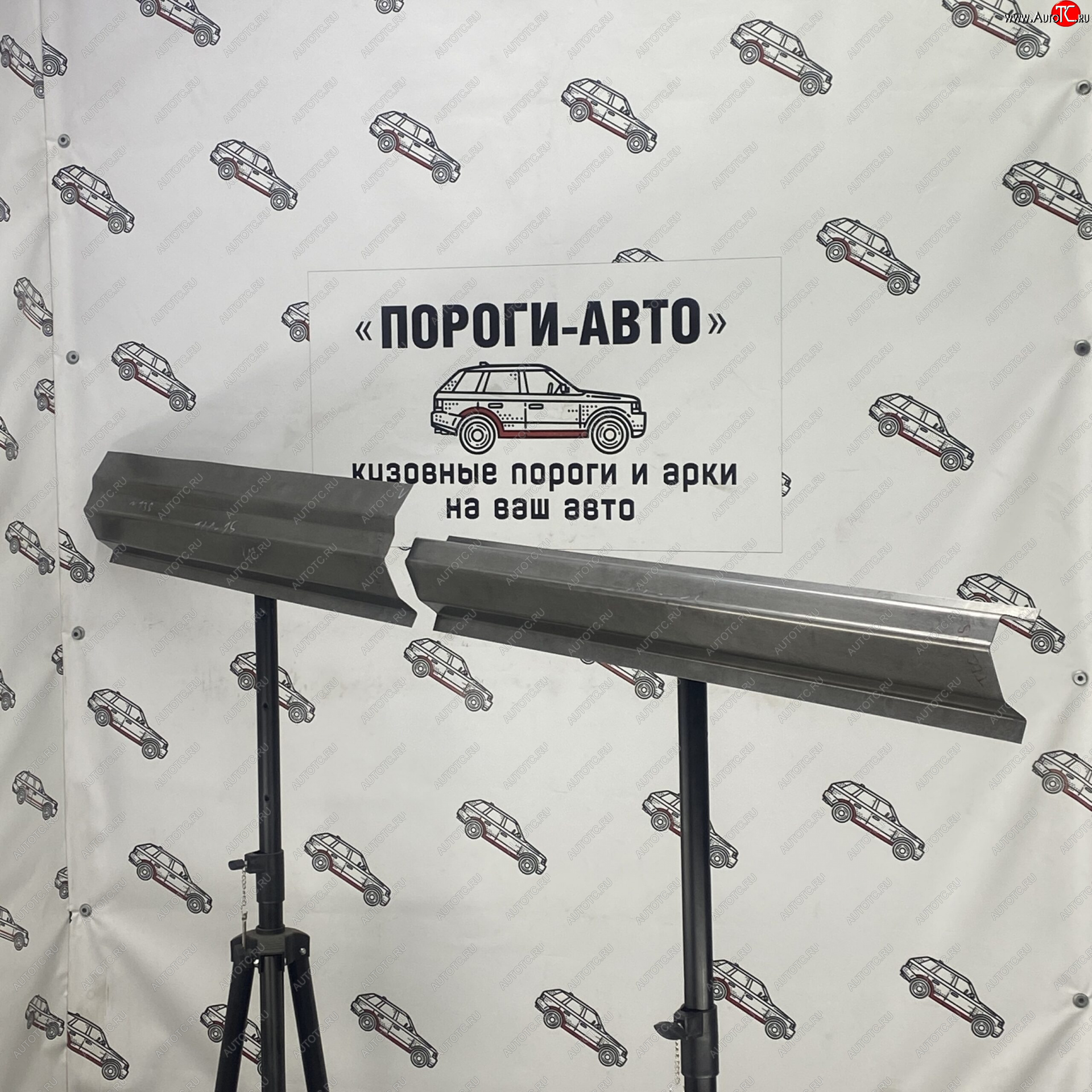1 699 р. Левый порог (Ремкомплект) Пороги-Авто  Toyota Land Cruiser  J70 (1984-2015) 5 дв. дорестайлинг, 5 дв. 1-ый рестайлинг, 3 дв. 2-ой рестайлинг, 5 дв. 3-ий рестайлинг (холоднокатаная сталь 1 мм)  с доставкой в г. Керчь