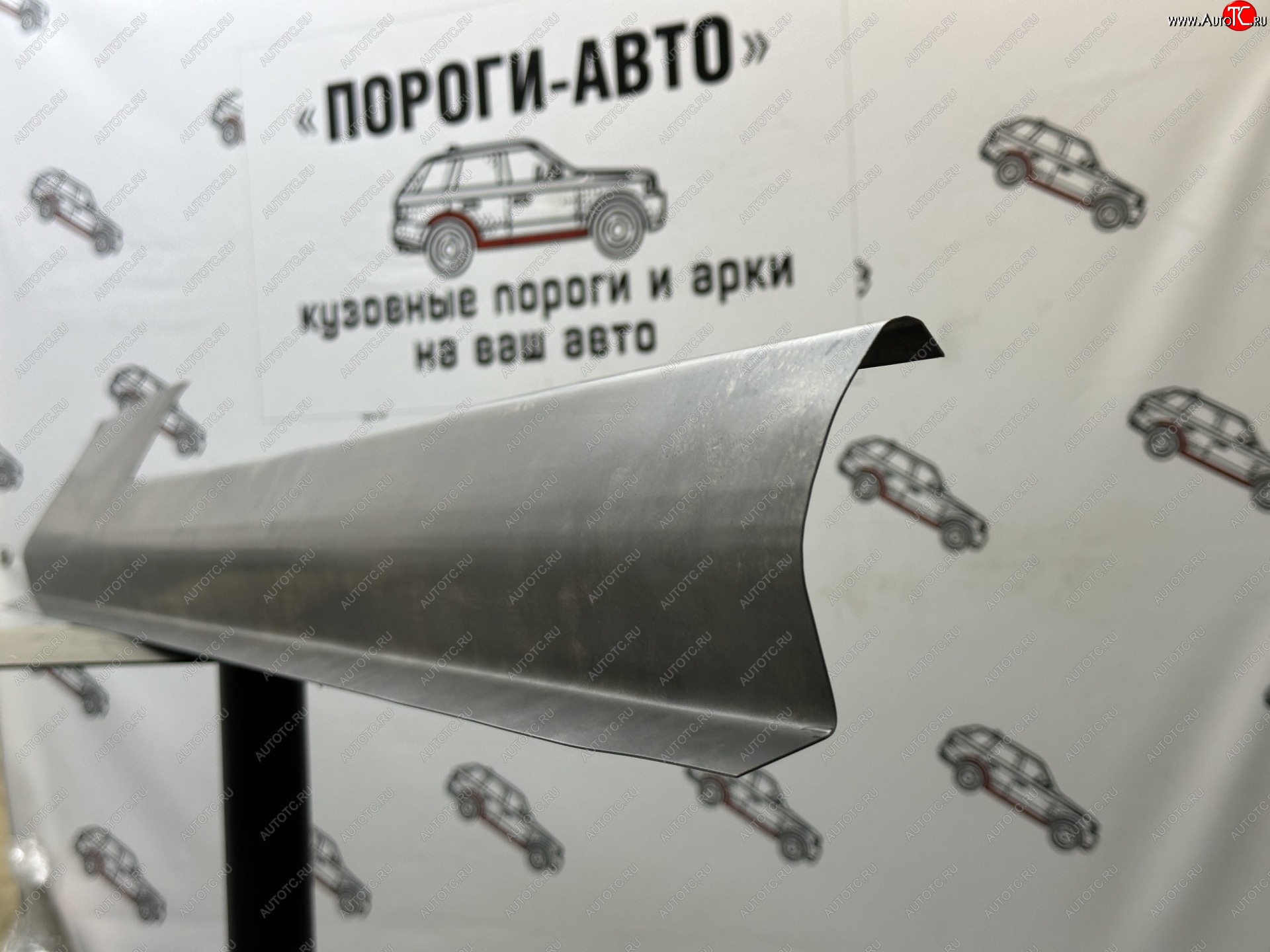 1 989 р. Левый порог (Ремкомплект) Пороги-Авто  ЗАЗ Запорожец  965 (1959-1969)  с доставкой в г. Керчь