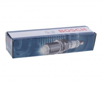 379 р. Свеча зажигания HYUNDAI i20 (09-) YR7ME (0.7) BOSCH BOSCH 0242135545  с доставкой в г. Керчь. Увеличить фотографию 3