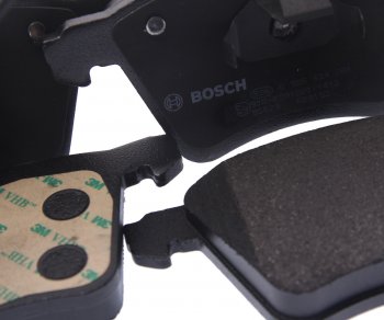 4 799 р. Колодки тормозные передние (4шт.) BOSCH Ford Galaxy WGR минивэн рестайлинг (2000-2006)  с доставкой в г. Керчь. Увеличить фотографию 2