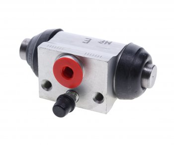 1 579 р. Цилиндр тормозной задний FORD Focus (11-) левый/правый BOSCH BOSCH 0986475989 BOSCH 0986475989  с доставкой в г. Керчь. Увеличить фотографию 1