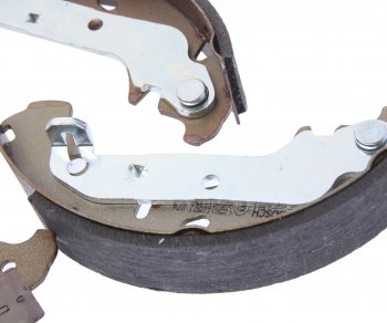 2 579 р. Колодки тормозные задние барабанные 4шт. BOSCH Ford Fiesta 3 хэтчбэк 5 дв. (1989-1996)  с доставкой в г. Керчь. Увеличить фотографию 2