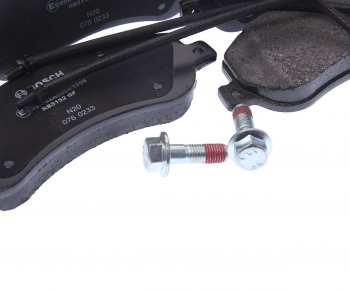 4 549 р. Колодки тормозные передние с датчиком (4шт.) BOSCH Ford Transit цельнометаллический фургон (2006-2014)  с доставкой в г. Керчь. Увеличить фотографию 2