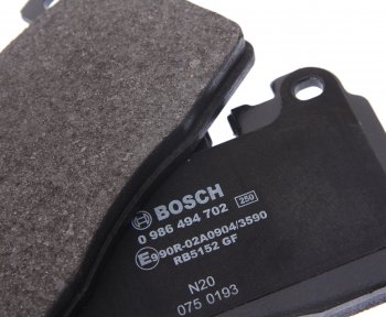 4 699 р. Колодки тормозные передние (4шт.) BOSCH Audi Q5 8R рестайлинг (2012-2017)  с доставкой в г. Керчь. Увеличить фотографию 2