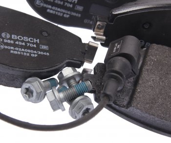 5 649 р. Колодки тормозные передние (4шт.) BOSCH Audi A3 8L1 хэтчбэк 3 дв. рестайлинг (2000-2003)  с доставкой в г. Керчь. Увеличить фотографию 2