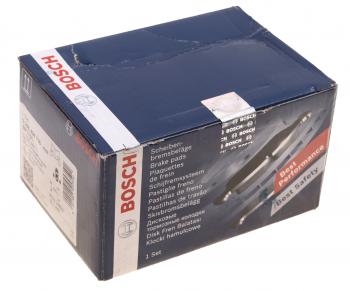 4 299 р. Колодки тормозные задние (4шт.) BOSCH Dodge Caravan (2000-2007)  с доставкой в г. Керчь. Увеличить фотографию 2