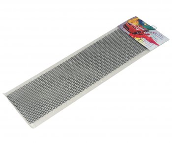 589 р. Решетка радиатора сетка (черная) крупная 100х25см (ромб 10х20мм) GRILLE TUNING GRILLE TUNING 100х25 (ромб 10х20) black  с доставкой в г. Керчь. Увеличить фотографию 1