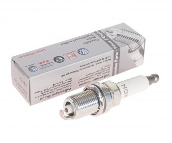 2 399 р. Свеча зажигания VAG OE VAG 101905611a  с доставкой в г. Керчь. Увеличить фотографию 1