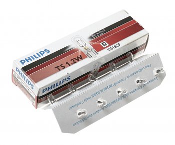 60 р. Лампа 24V W1.2W W2.1x4.6d PHILIPS PHILIPS 13516cp  с доставкой в г. Керчь. Увеличить фотографию 1