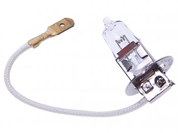 251 р. Лампа 24V H3 70W PK22s Trucklight BOSCH BOSCH 1987302431  с доставкой в г. Керчь. Увеличить фотографию 1