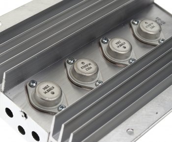 3 799 р. Преобразователь напряжения (инвертор) 24-12V 20А 160Вт ЭНЕРГОМАШ ЭНЕРГОМАШ 21.3759-03  с доставкой в г. Керчь. Увеличить фотографию 3