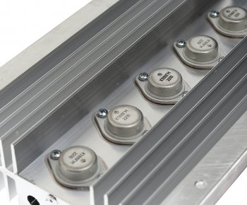 3 399 р. Преобразователь напряжения (инвертор) 24-12V 25А 200Вт ЭНЕРГОМАШ ЭНЕРГОМАШ 21.3759-04 (25а) ЭНЕРГОМАШ 21.3759-04 (25а)  с доставкой в г. Керчь. Увеличить фотографию 3