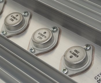6 199 р. Преобразователь напряжения (инвертор) 24-12V 40А 320Вт ЭНЕРГОМАШ ЭНЕРГОМАШ 21.3759-07  с доставкой в г. Керчь. Увеличить фотографию 3