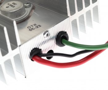 6 199 р. Преобразователь напряжения (инвертор) 24-12V 40А 320Вт ЭНЕРГОМАШ ЭНЕРГОМАШ 21.3759-07  с доставкой в г. Керчь. Увеличить фотографию 4