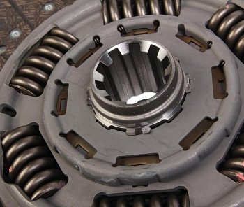 96 999 р. Сцепление MAN TGA,TGS,TGX комплект с выжимным подшипником SACHS SACHS 3400127401  с доставкой в г. Керчь. Увеличить фотографию 4