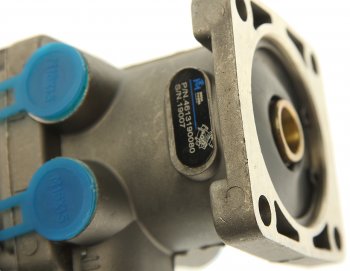 2 999 р. Кран МАЗ,КАМАЗ,MERCEDES тормозной главный 2-х секционный MEGAPOWER MEGAPOWER 350-16-004  с доставкой в г. Керчь. Увеличить фотографию 3