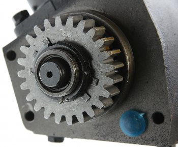 13 849 р. Компрессор КАМАЗ (2 цилиндровый) жид. охлаж. 210лмин. MEGAPOWER MEGAPOWER 350-27-010  с доставкой в г. Керчь. Увеличить фотографию 4