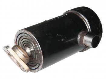 75 999 р. Цилиндр КАМАЗ-45142 подъема платформы 14т (3-х стор.разгрузка,6-ти штоковый) АТЛАНТ ГИДРАВЛИК АТЛАНТ ГИДРАВЛИК 45142-8603010  с доставкой в г. Керчь. Увеличить фотографию 1