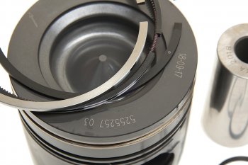 5 799 р. Поршень двигателя КАМАЗ,ПАЗ дв.CUMMINS ISBe,ISDe d=0.00 с кольцами и пальцем в сборе MOVELEX MOVELEX 4955337-mx  с доставкой в г. Керчь. Увеличить фотографию 3