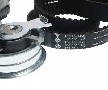 9 349 р. Комплект ГРМ VW AUDI A3 (96-13),A4 (94-08) SKODA Octavia (97-) (с помпой для 1.6) INA INA 530017131  с доставкой в г. Керчь. Увеличить фотографию 4