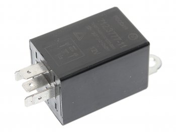 989 р. Реле поворота МТЗ-1221,1522,80,82,ЮМЗ 12V ((2+1)х21)х2+2х2 ЭНЕРГОМАШ ЭНЕРГОМАШ 712.3777-11  с доставкой в г. Керчь. Увеличить фотографию 1