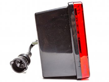 1 999 р. Фонарь задний КАМАЗ,МАЗ,УРАЛ левый с проводом (вилка СЦАЗ) AVTOELECTRICA AVTOELECTRICA 7452.3716-08 ае  с доставкой в г. Керчь. Увеличить фотографию 4
