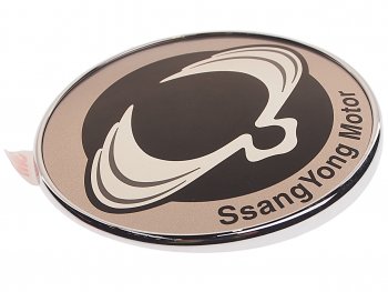 1 859 р. Эмблема SSANGYONG Rexton (02-) капота (экспорт) OE SSANGYONG 7996008010  с доставкой в г. Керчь. Увеличить фотографию 1
