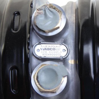 24 549 р. Энергоаккумулятор MERCEDES тип 20/24 (дисковый тормоз) WABCO WABCO 9254800050 WABCO 9254800050  с доставкой в г. Керчь. Увеличить фотографию 3