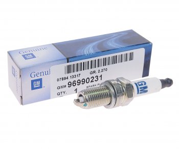 479 р. Свеча зажигания CEVROLET Cobalt (13-) (1.5) (16V) OE GENERAL MOTORS 96990231  с доставкой в г. Керчь. Увеличить фотографию 1