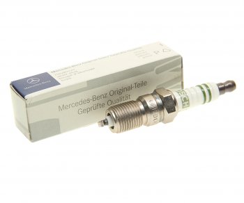 Свеча зажигания MERCEDES E (W124) OE MERCEDES a0031590603
