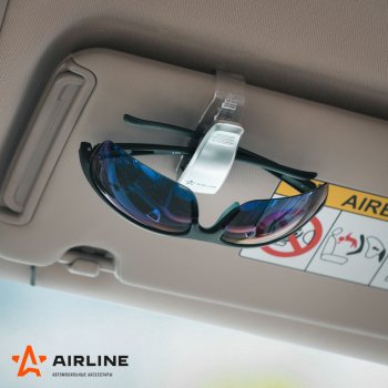 199 р. Держатель очков на солнцезащитный козырек серебристый AIRLINE AIRLINE ah-gh-01  с доставкой в г. Керчь. Увеличить фотографию 6