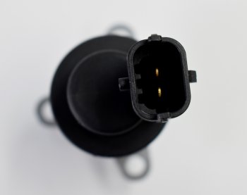 2 299 р. Клапан MAN TGA,TGS дв.D2066 ТНВД дозировочный CARTRONIC CARTRONIC crtr0121641  с доставкой в г. Керчь. Увеличить фотографию 3