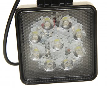 1 489 р. Фара рабочего света МТЗ 3100 lm LED 27w30(93w) квадр.корпус,узкий луч РК РУСЛАН-КОМПЛЕКТ фр-230  с доставкой в г. Керчь. Увеличить фотографию 3