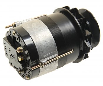 5 599 р. Генератор МТЗ-50,52,ЛТЗ,ЮМЗ дв.Д-50,Д-65 14В AVTOELECTRICA AVTOELECTRICA г700.00.1 ае  с доставкой в г. Керчь. Увеличить фотографию 2