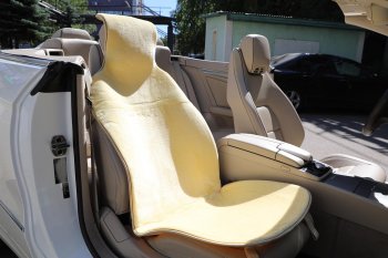1 499 р. Накидка на сиденье мех искусственный бежевая 1шт. GOLDEN SNAIL GOLDEN SNAIL gs 9017  с доставкой в г. Керчь. Увеличить фотографию 2
