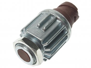 1 149 р. Выключатель MAN F90,M2000,L2000,F2000 стоп-сигнала (4-х контактный) STARTEC STARTEC inf.01.401  с доставкой в г. Керчь. Увеличить фотографию 3