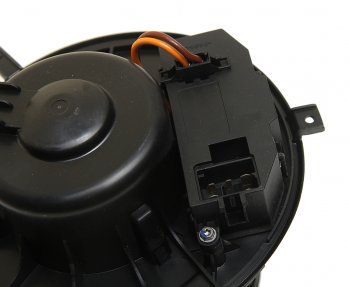 9 399 р. Мотор отопителя VW Golf (03-08) AUDI A3 (03-12) SKODA Octavia (04-) салона LUZAR LUZAR lfh18k2  с доставкой в г. Керчь. Увеличить фотографию 3