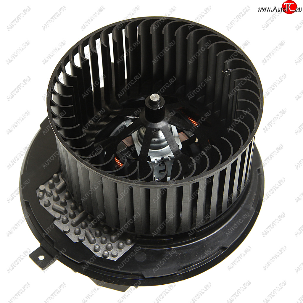 9 399 р. Мотор отопителя VW Golf (03-08) AUDI A3 (03-12) SKODA Octavia (04-) салона LUZAR LUZAR lfh18k2  с доставкой в г. Керчь