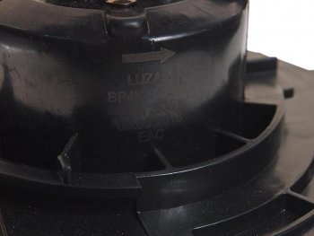 4 399 р. Мотор отопителя MAZDA 3 (03-) салона LUZAR LUZAR lfh2540  с доставкой в г. Керчь. Увеличить фотографию 3