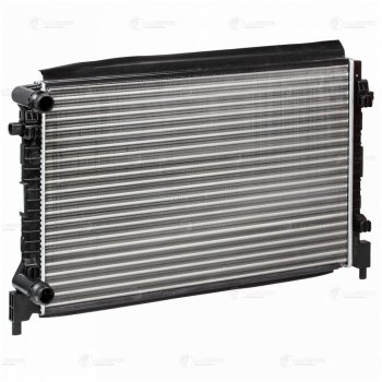 13 799 р. Радиатор VW Golf (12-) AUDI A3 (12-) SKODA Octavia (12-) охлаждения двигателя LUZAR LUZAR lrc1851  с доставкой в г. Керчь. Увеличить фотографию 2