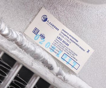 17 749 р. Охладитель ГАЗ-33104 наддувочного воздуха алюминиевый LUZAR LUZAR lric03104  с доставкой в г. Керчь. Увеличить фотографию 3