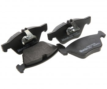 2 369 р. Колодки тормозные MERCEDES E (W210) передние (4шт.) MANDO MANDO mbf015135  с доставкой в г. Керчь. Увеличить фотографию 1