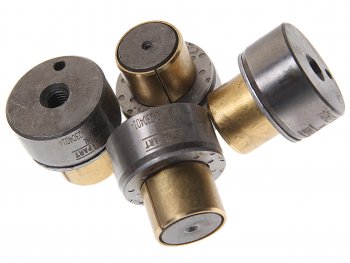 2 379 р. Шкворень УАЗ-3151,3741 в сборе СО (упаковка комплект 4шт.) METALPART METALPART mp-3741-2304014  с доставкой в г. Керчь. Увеличить фотографию 1